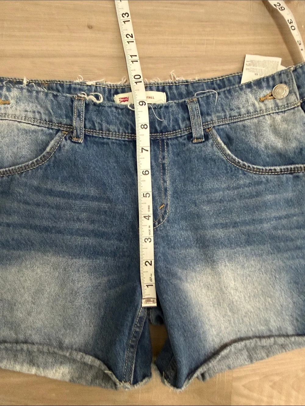 Levi's Shortall Mid Rise Denim Jean Shorts.  Sz 16R